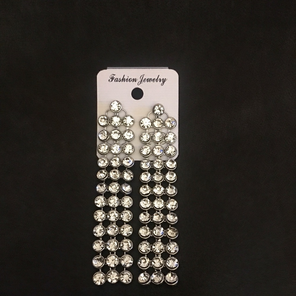Women’s earrings